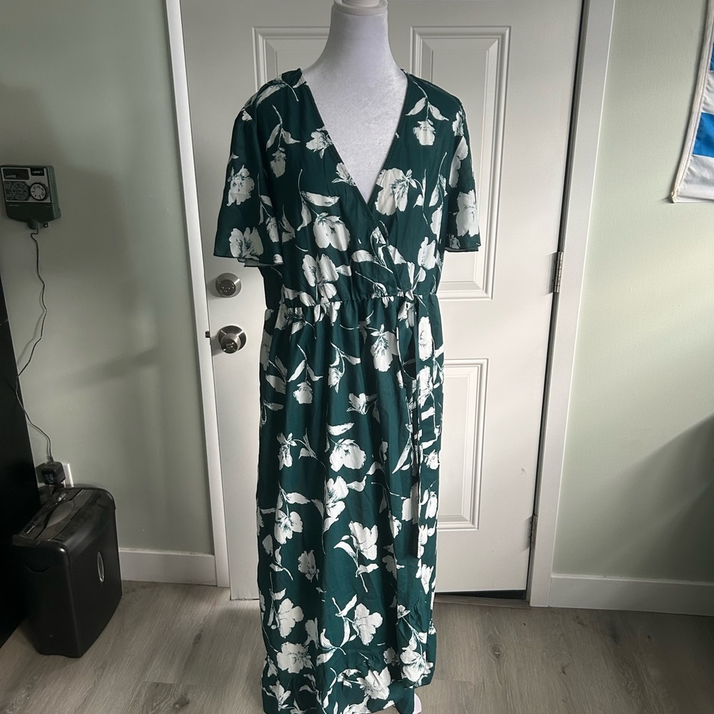 BloomChic dress